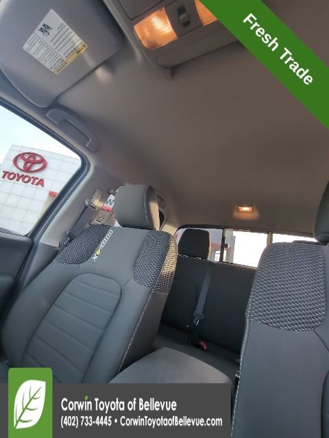 Used 2019 Nissan Frontier PRO-4X image 15