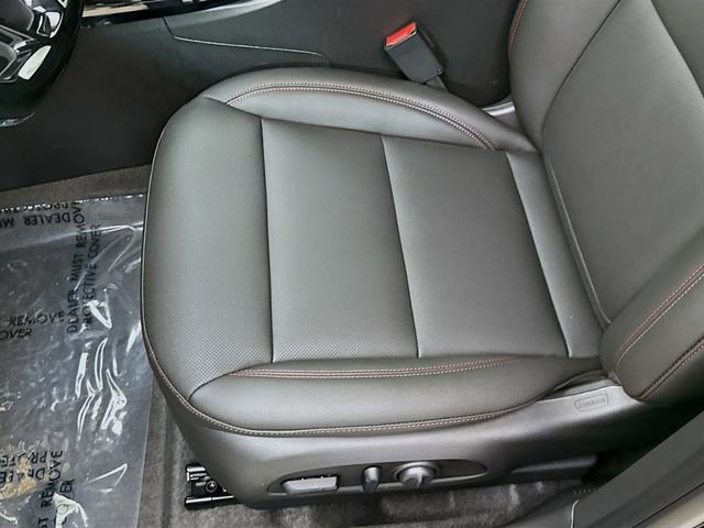 New 2026 Chevrolet Trax RS w/ Sunroof Package image 20