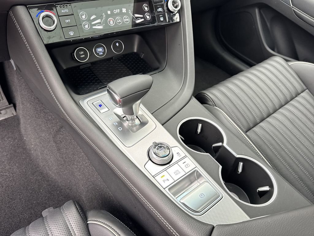 Used 2026 Genesis G70 2.5T Prestige image 32