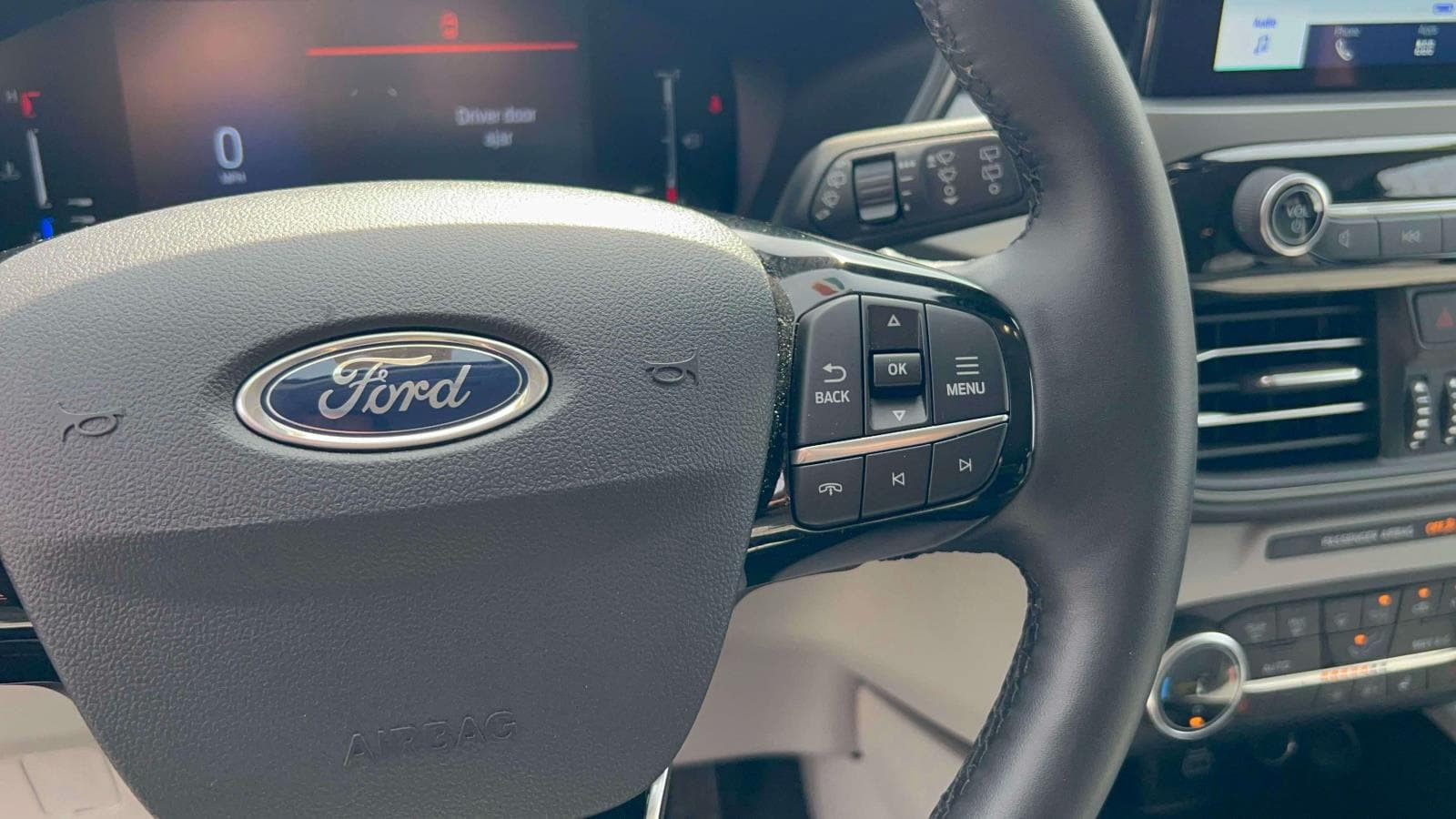 Used 2024 Ford Escape Active AWD/4WD image 21