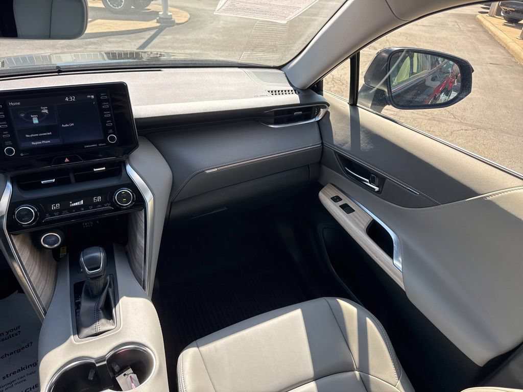 Certified 2022 Toyota Venza XLE AWD/4WD image 21