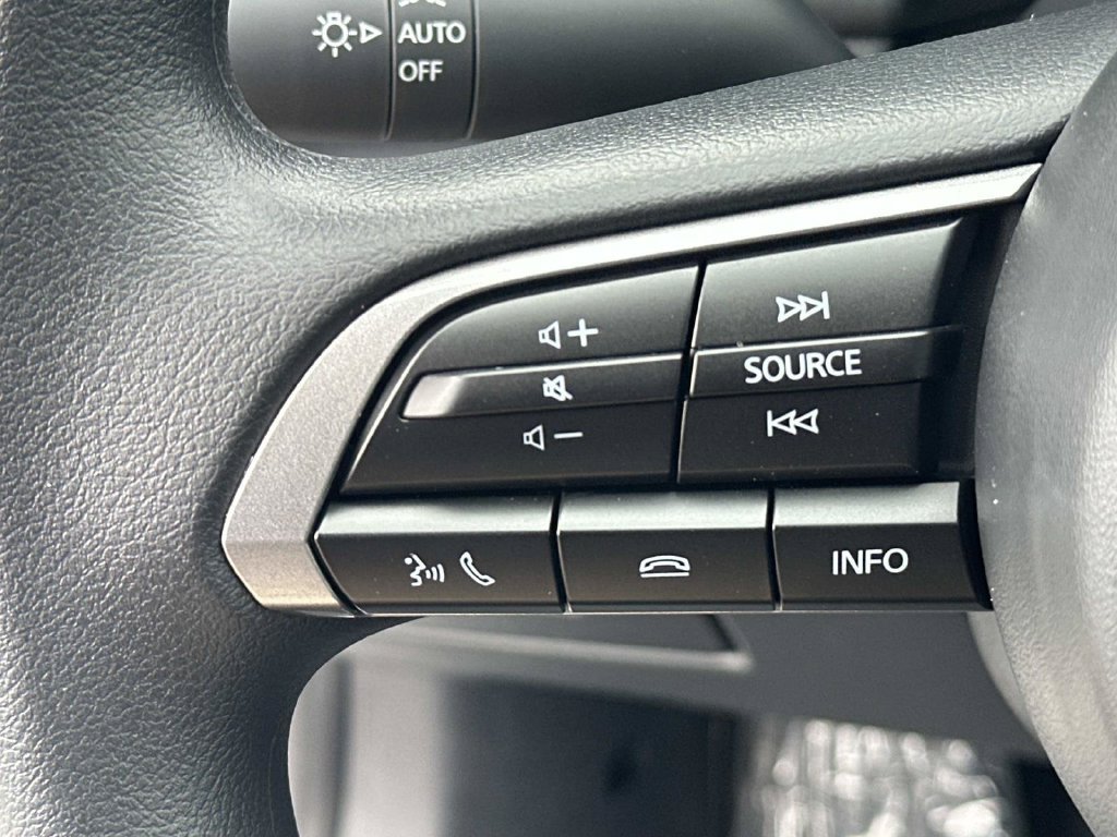 New 2026 MAZDA MAZDA3 s FWD image 21