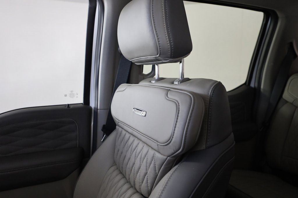 Used 2025 Ford F450 Platinum w/ Platinum Plus Package image 48