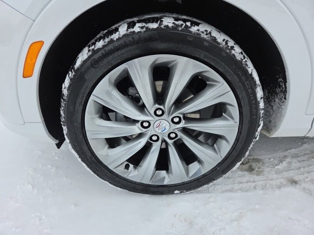 Used 2025 Buick Envista Avenir image 62