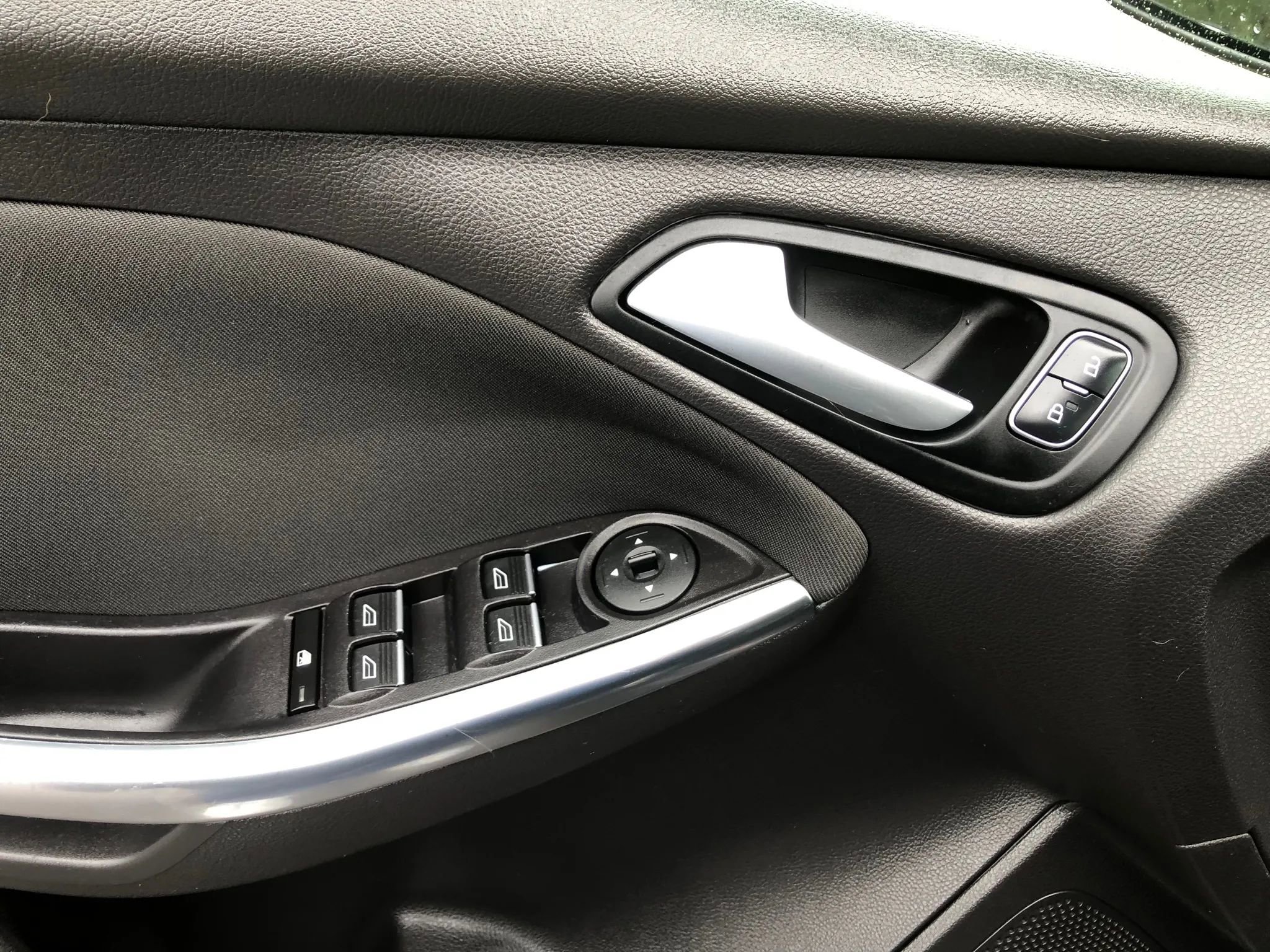 Used 2015 Ford Focus ST w/ Equipment Group 402A FWD image 24