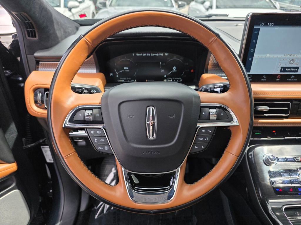 Used 2023 Lincoln Nautilus Black Label AWD/4WD image 27