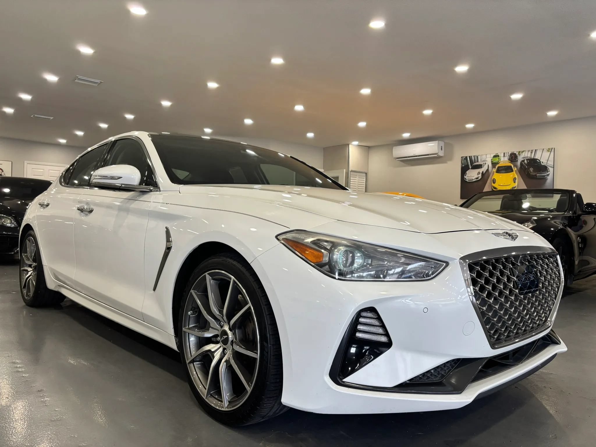 Used 2020 Genesis G70 2.0T w/ Prestige Package RWD image 1