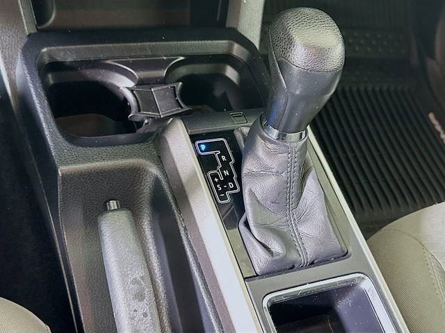 Used 2017 Toyota Tacoma SR5 image 17