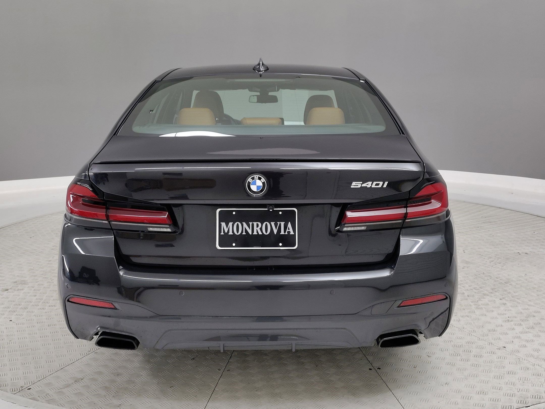 Certified 2023 BMW 540i w/ M Sport Package image 7