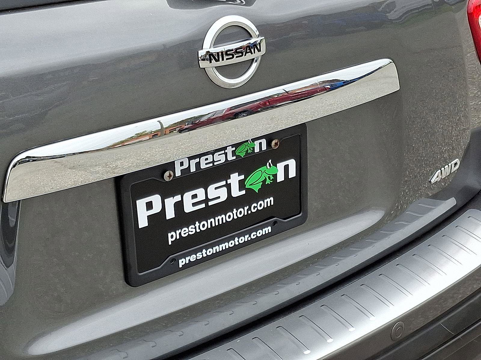 Used 2020 Nissan Pathfinder S image 32