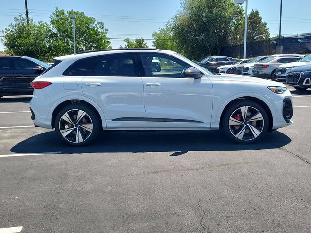 New 2026 Audi SQ5 Prestige AWD/4WD image 9