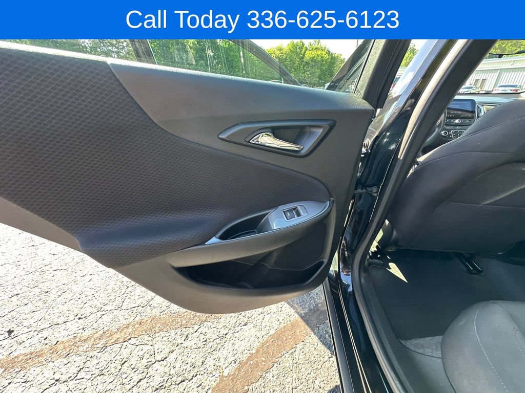 Used 2024 Chevrolet Malibu LT FWD image 21
