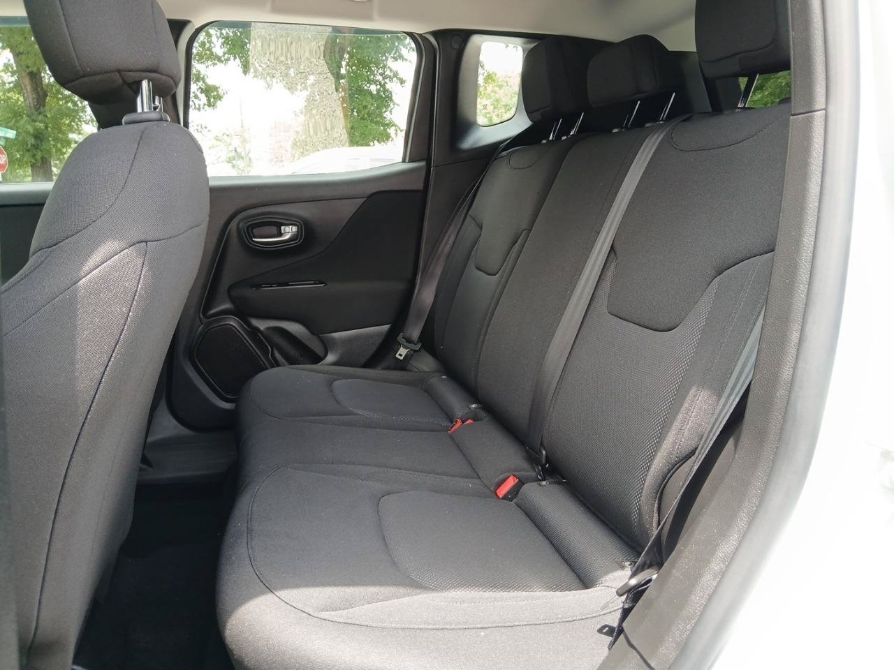 Used 2021 Jeep Renegade Sport FWD image 11