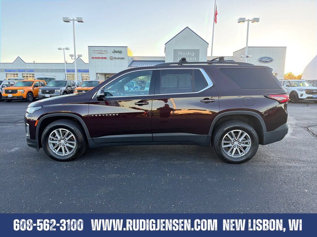 Used 2023 Chevrolet Traverse LT AWD/4WD image 2