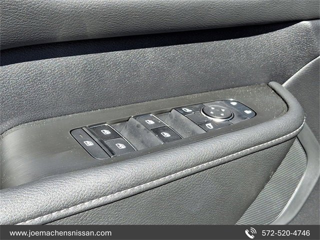 New 2025 Nissan Armada SV image 20