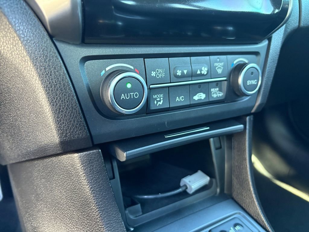 Used 2021 Acura ILX image 4