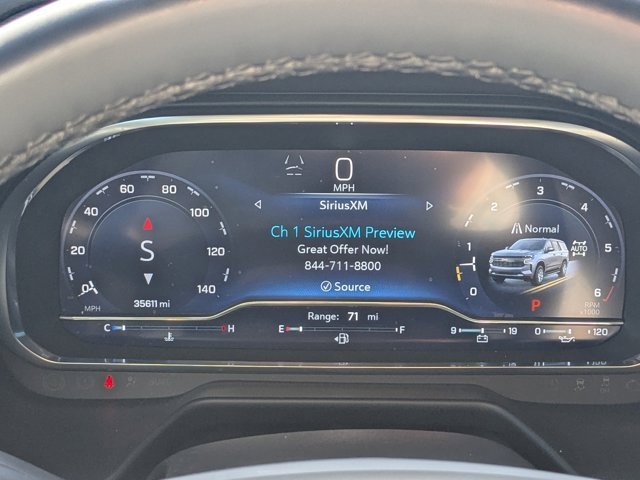 Used 2024 Chevrolet Suburban Premier image 22