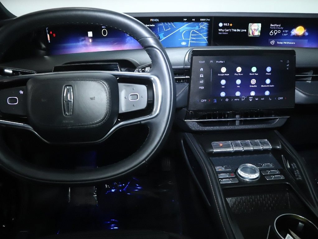 Certified 2025 Lincoln Nautilus Reserve w/ Jet Appearance Package AWD/4WD image 31