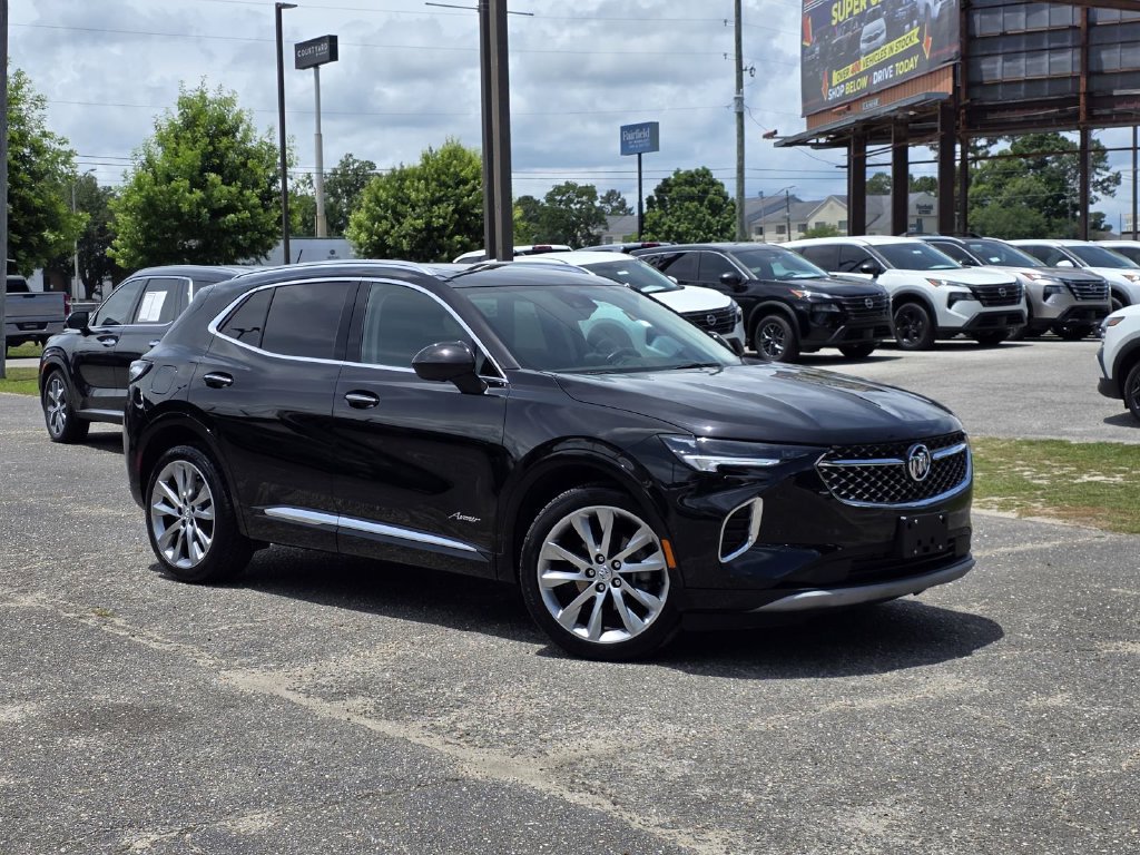 Used 2023 Buick Envision Avenir AWD/4WD image 2