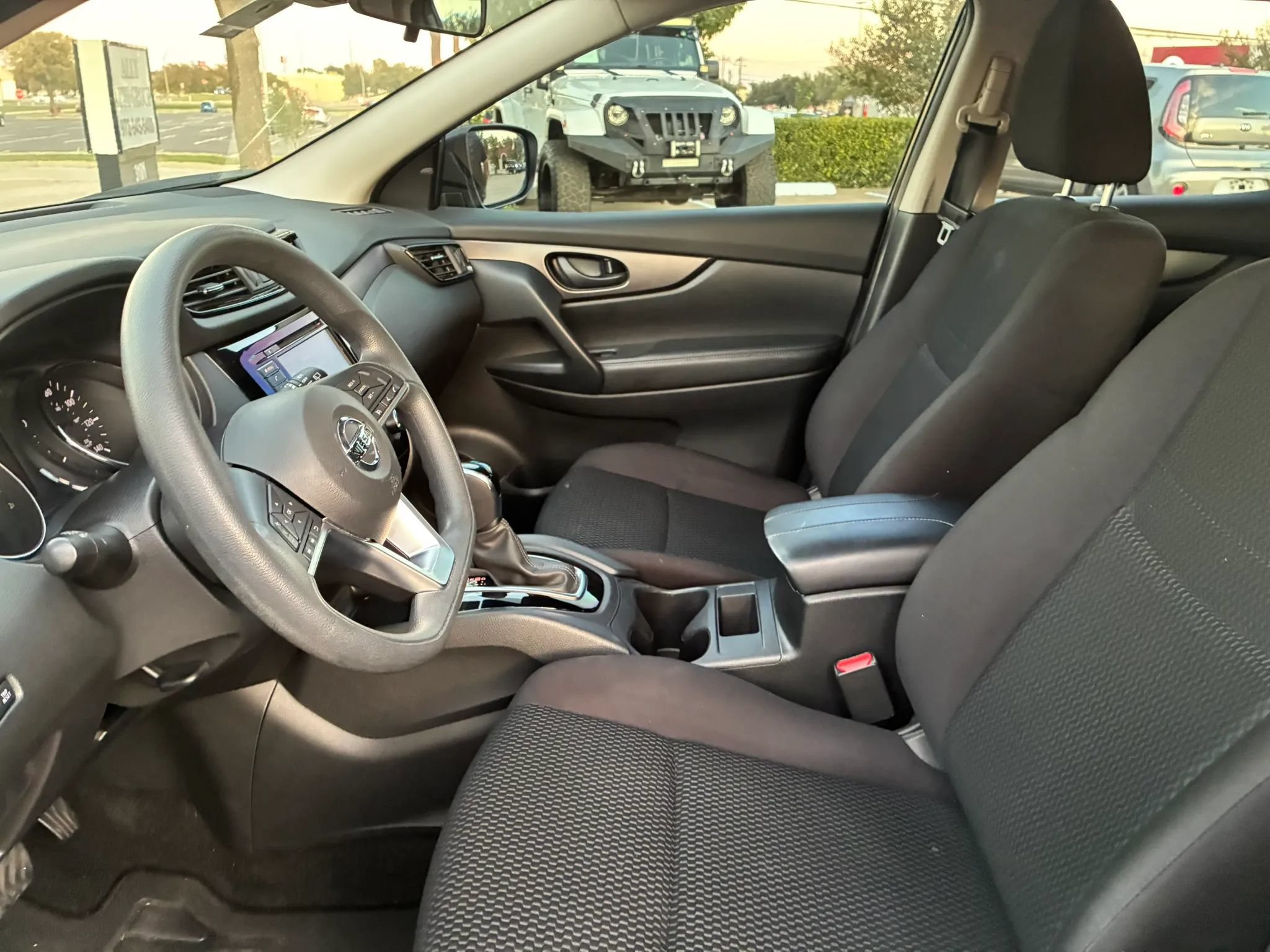 Used 2020 Nissan Rogue Sport S FWD image 11