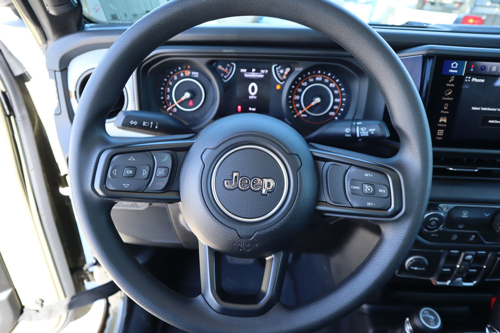 New 2026 Jeep Gladiator Sport AWD/4WD image 3