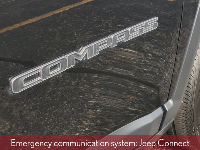 Used 2025 Jeep Compass Limited w/ Sun & Sound Group AWD/4WD image 33