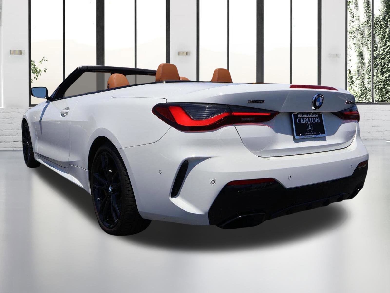 Used 2024 BMW 440i xDrive Convertible w/ Premium Package AWD/4WD image 3