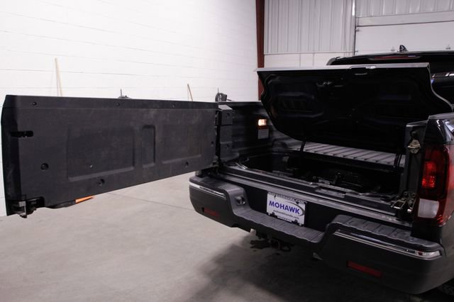 Used 2017 Honda Ridgeline Sport image 20