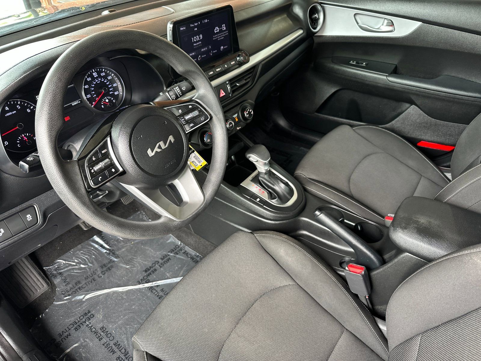Certified 2024 Kia Forte LXS w/ LXS Technology Package image 12