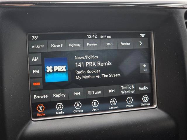 Used 2019 Jeep Grand Cherokee Laredo AWD/4WD image 30