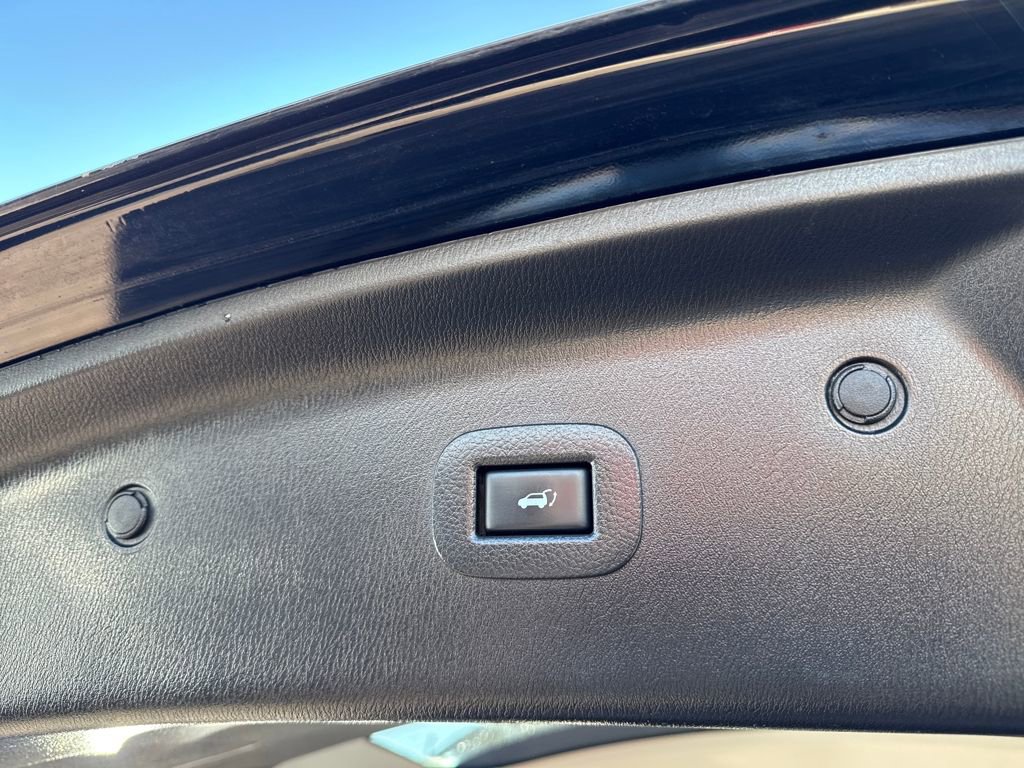 Used 2019 INFINITI QX80 Luxe image 46