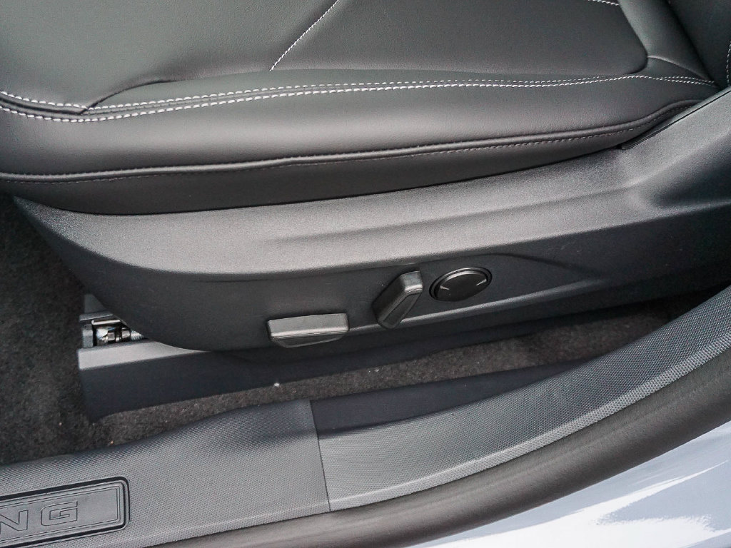 New 2026 Ford Mustang Mach-E Select RWD image 19