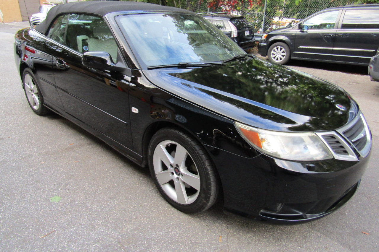 Used 2009 Saab 9-3 2.0T image 25
