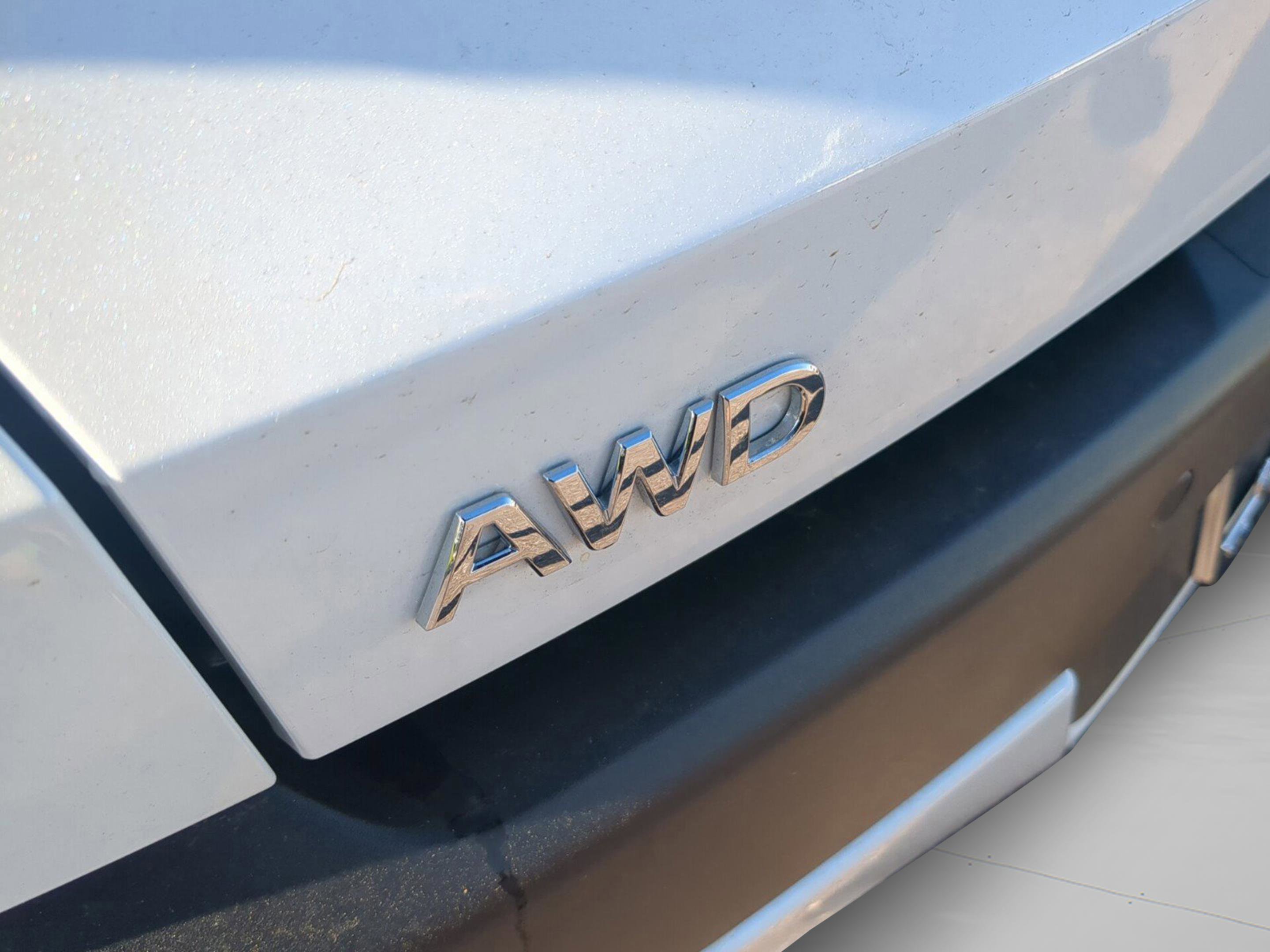 Certified 2025 INFINITI QX55 Luxe w/ Cargo Package image 6