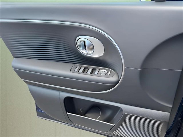 New 2026 Hyundai Ioniq 9 SEL image 5