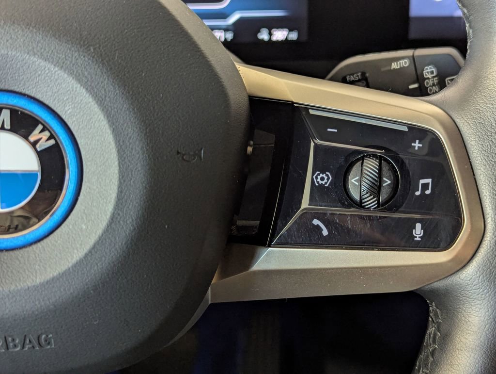 Used 2023 BMW iX xDrive50 w/ Convenience Package image 42