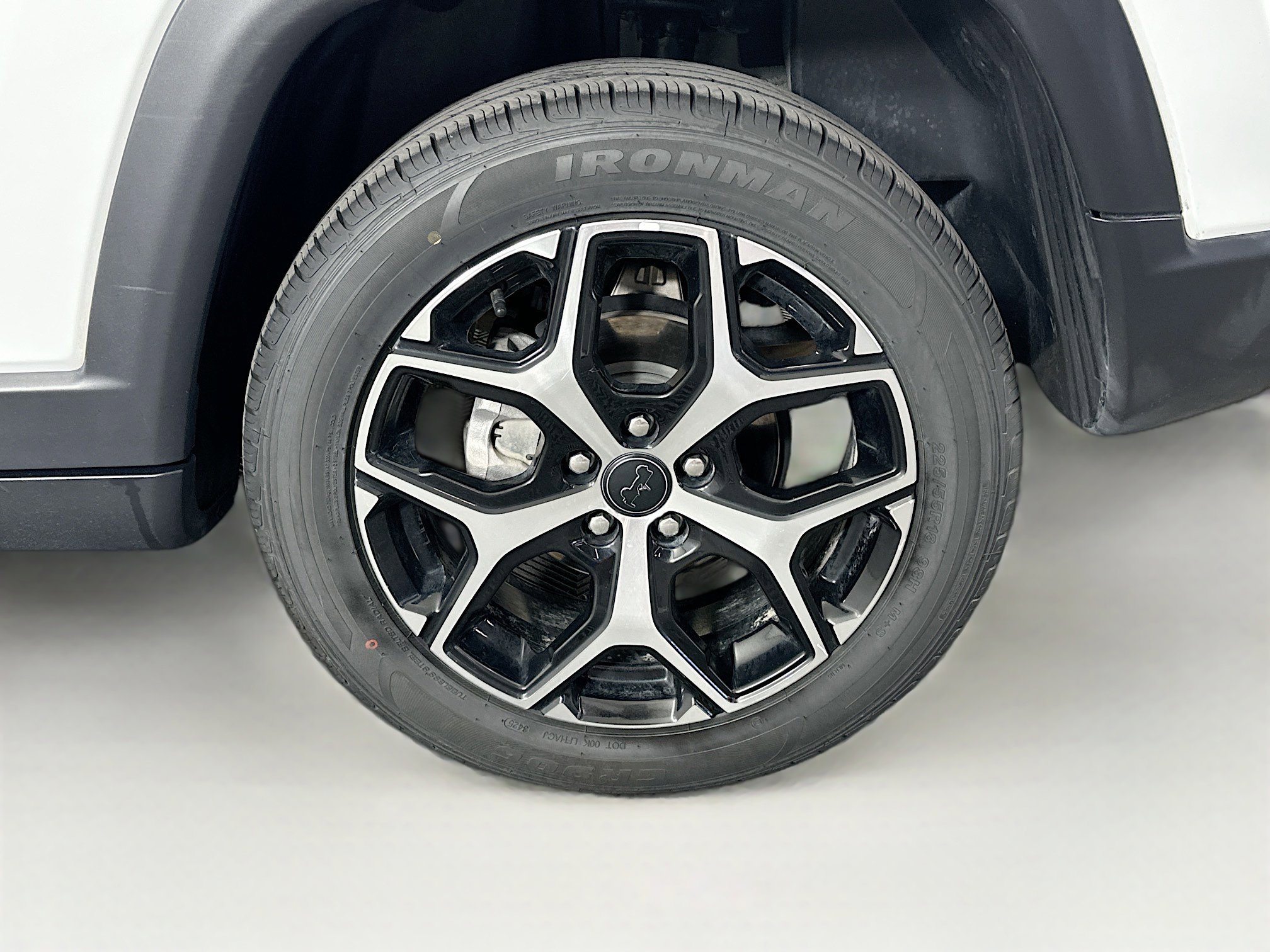 Used 2025 Jeep Compass Limited image 11