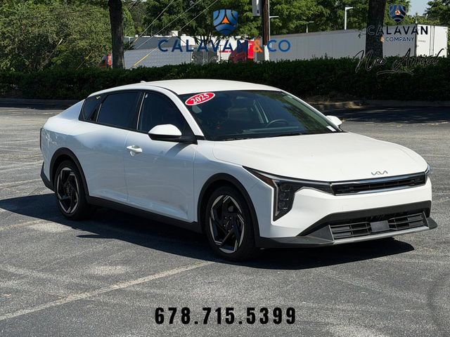 Certified 2025 Kia K4 EX FWD image 1