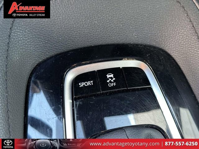 Used 2020 Toyota Corolla SE FWD image 33