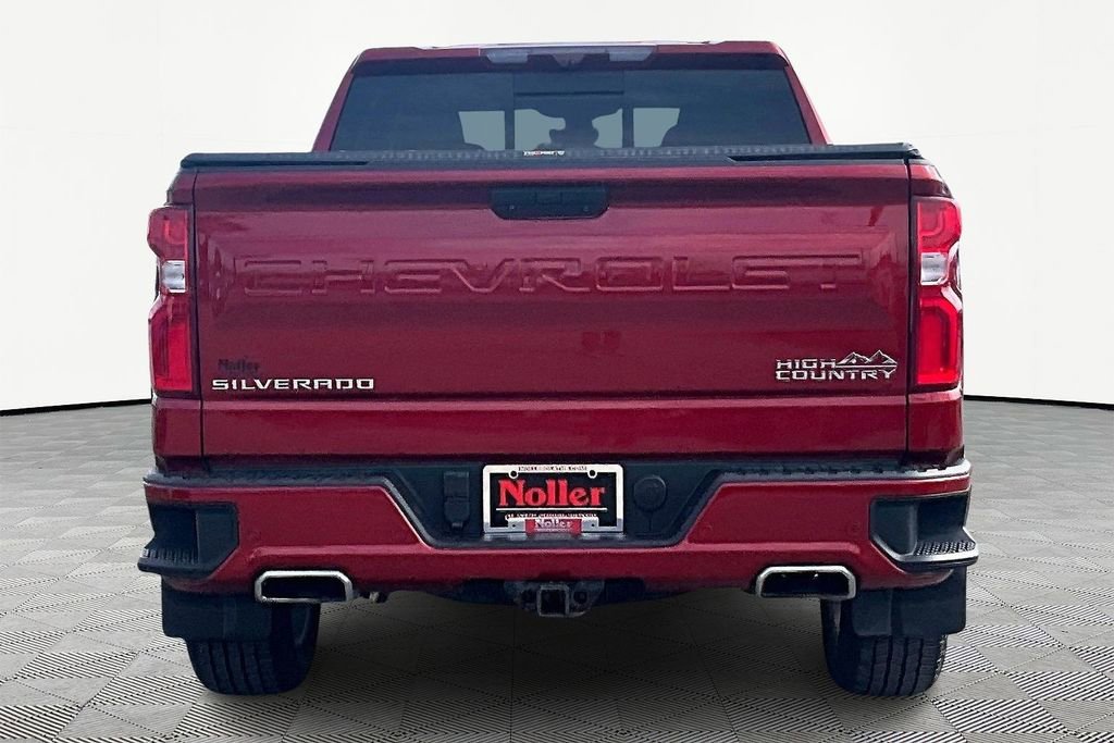 Used 2021 Chevrolet Silverado 1500 High Country w/ Technology Package image 4