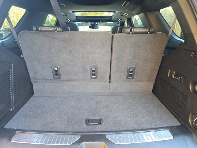 Used 2023 Chevrolet Tahoe RST w/ Luxury Package AWD/4WD image 11