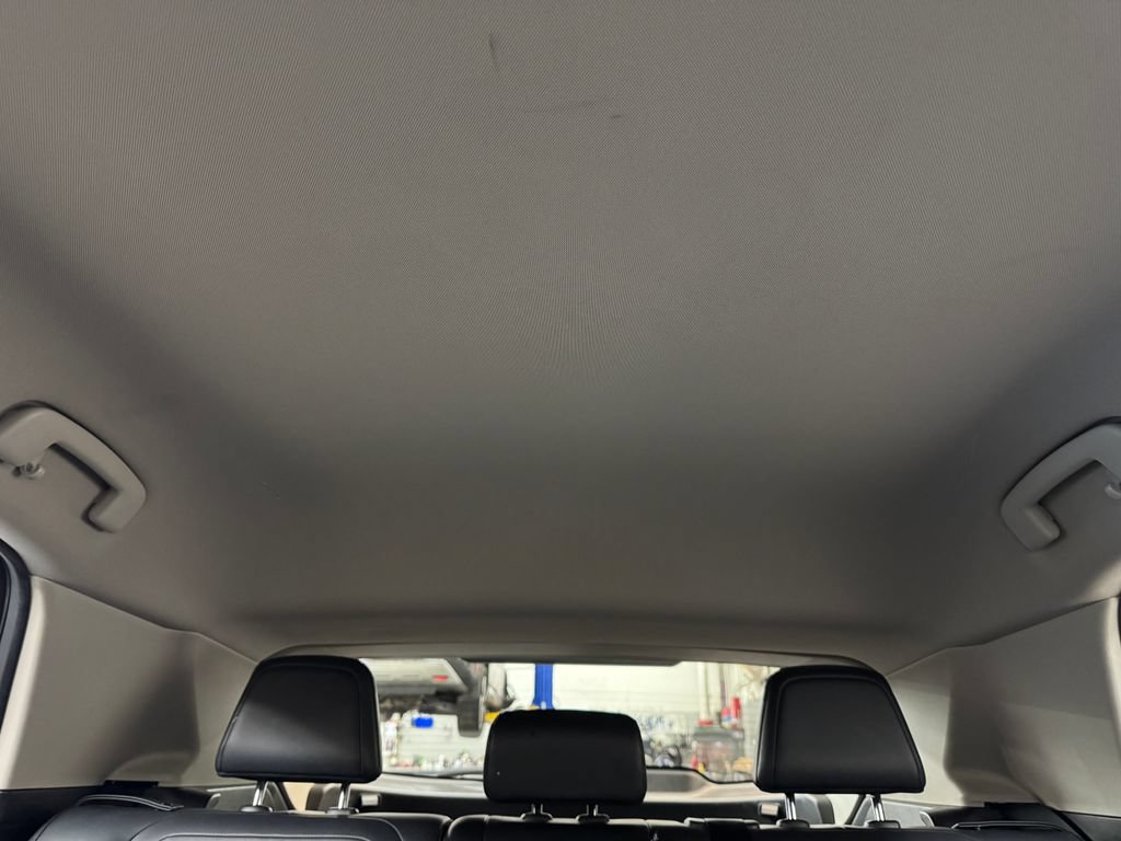 Used 2023 Nissan Ariya FWD image 25