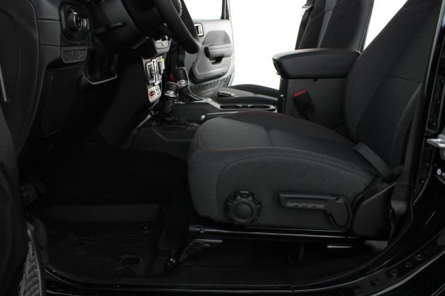 New 2026 Jeep Gladiator Rubicon w/ Steel Power Dome Hood Package image 15