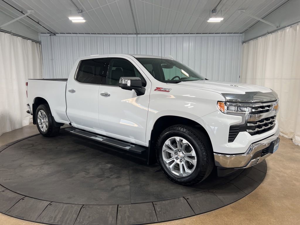 Certified 2024 Chevrolet Silverado 1500 LTZ AWD/4WD image 11