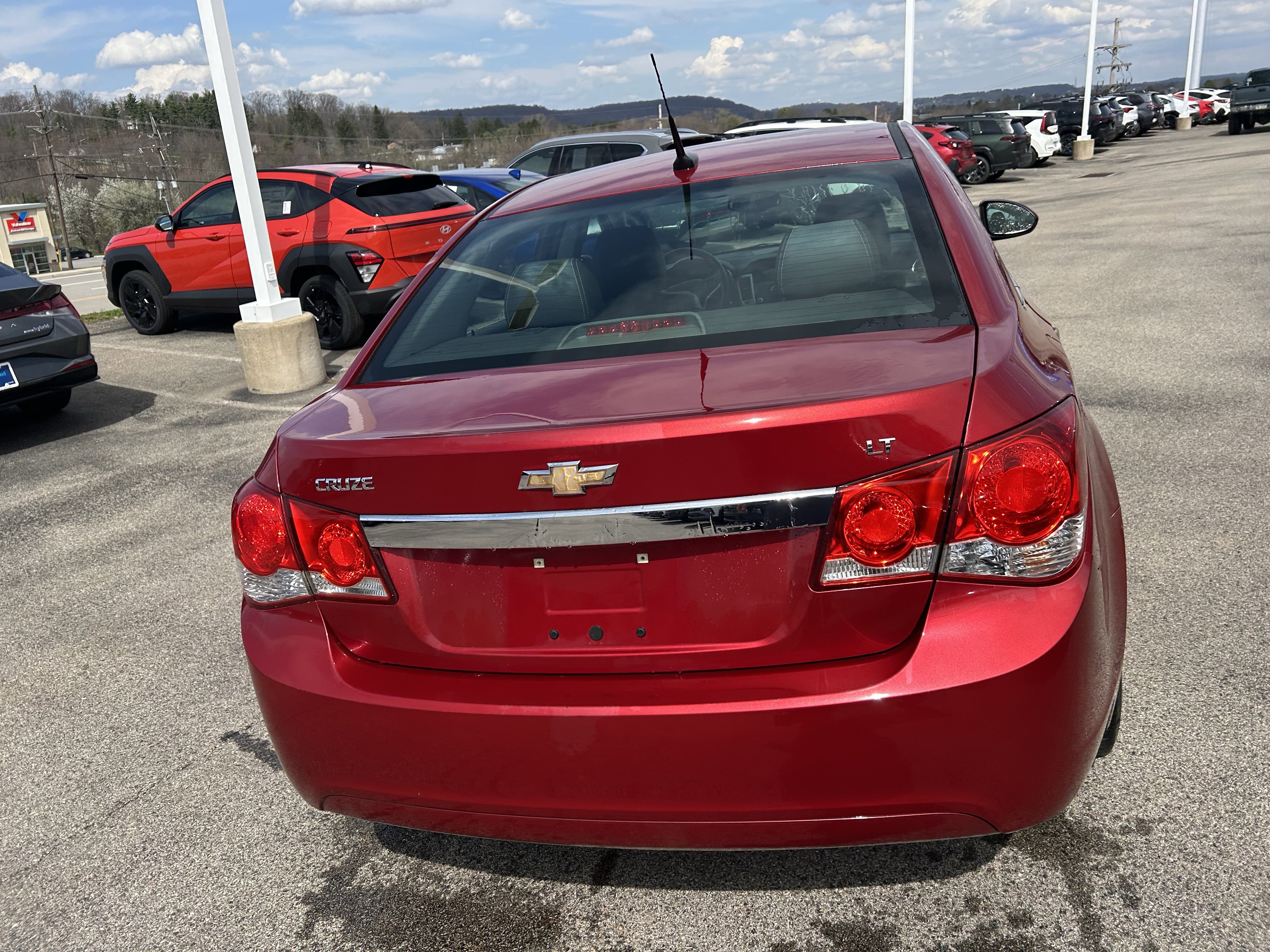 Used 2014 Chevrolet Cruze LT image 10