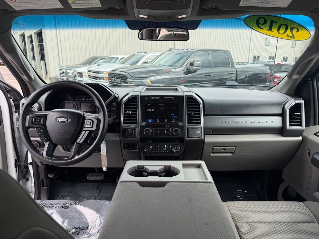 Used 2019 Ford F250 XLT w/ Snow Plow Prep Package image 10