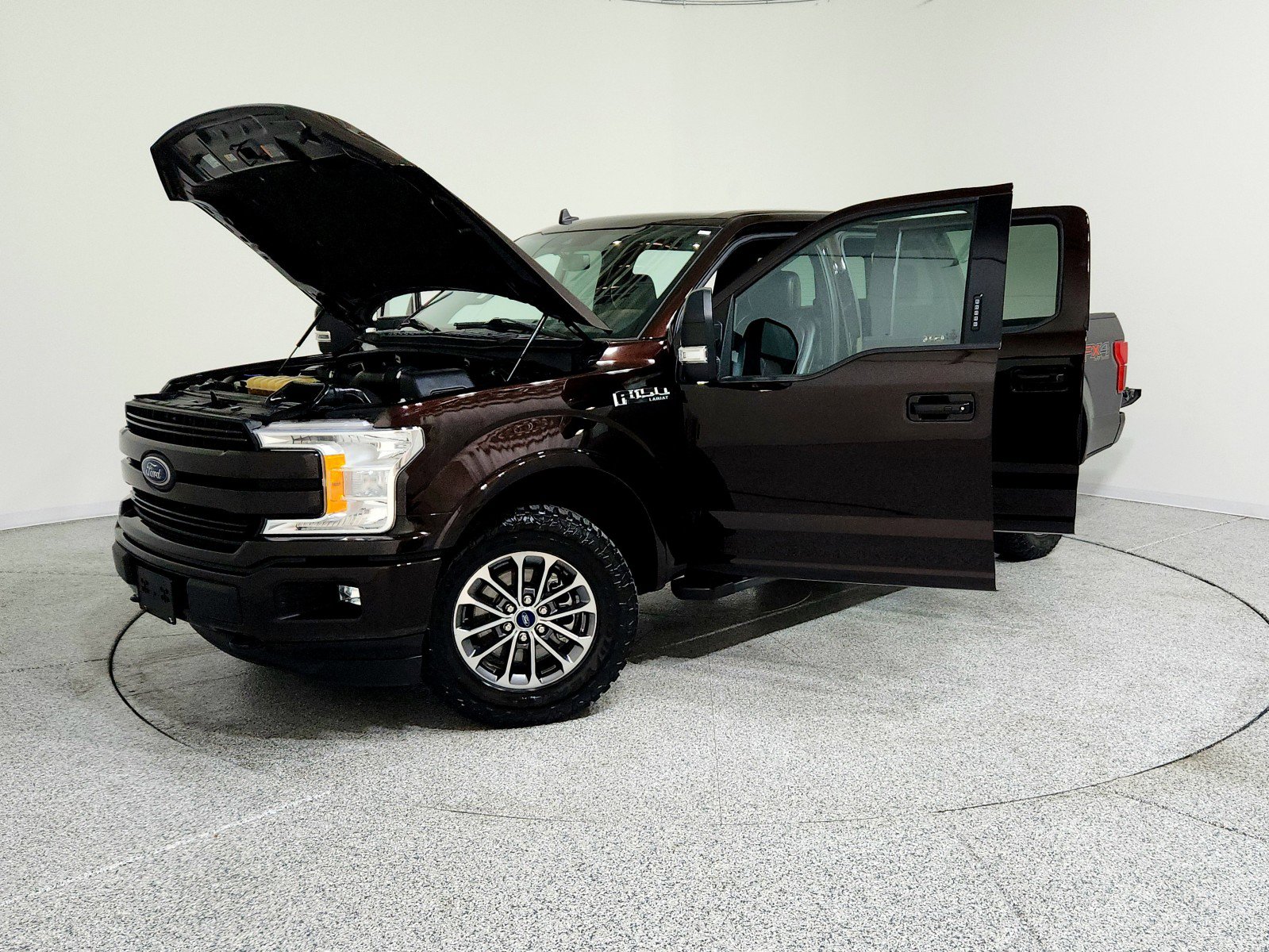 Used 2019 Ford F150 Lariat image 13