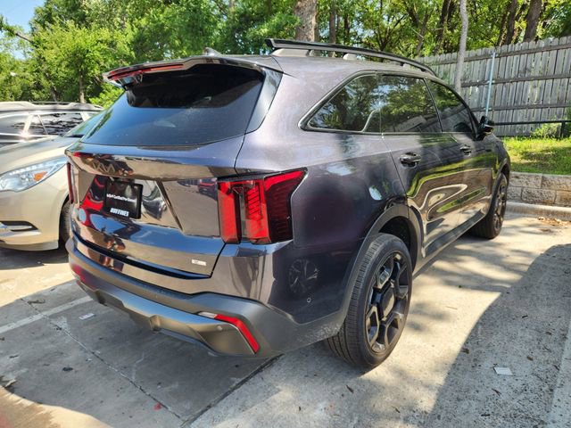 Certified 2025 Kia Sorento SX AWD/4WD image 4