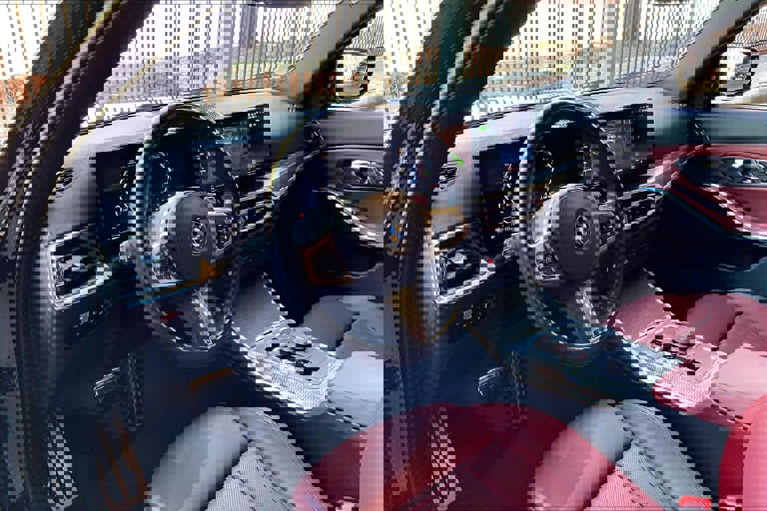 Used 2023 BMW 330i Sedan w/ M Sport Package image 17