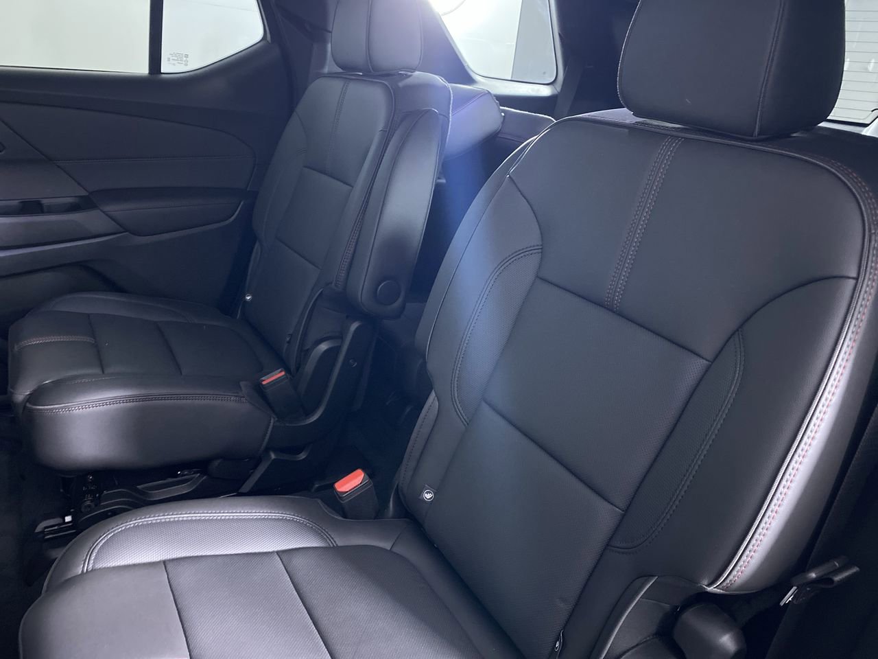 Certified 2023 Chevrolet Traverse RS image 14